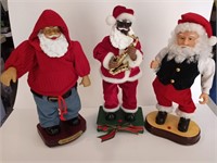 3 Musical Santas