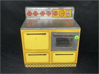 SUNNY SUZIE METAL TOY STOVE