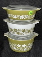 LOT OF 3 SPRING BLOSSOM PYREX BOWLS WITH LIDS