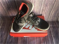 Nike Air Jordan Black/Red Size 9 1/2, 812303-005