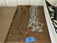 2 Small Chains One Has Hook