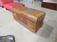 Lane Cedar Chest 46 1/4” w x18” d x 22 1/2” t