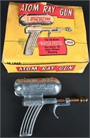 HILLER ATOM RAY GUN WATER PISTOL w/ BOX