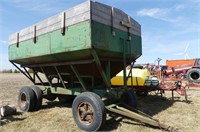 Derynck 400bu Gravity Wagon