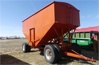 Derynck 700bu Gravity Wagon