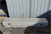 Aluminum 6ft Tool Box