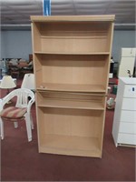 wooden 4 shelf bookshelf, 6' tall