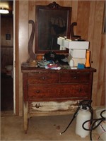 Dresser (Needs repair)