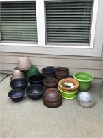 Miscellaneous Pots & Saucers