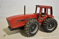 Case International 7488 Collectible Toy Tractor