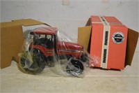 Case IH 7130 Magnum Collectible Toy Tractor