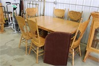 Oval Oak Dining Table, 63" x 42"