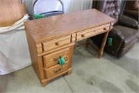 Oak Petite Desk w/ 4 Drawers, 44" x 17"