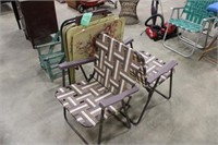 TV Trays & 2 Lawn Chairs