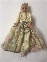 Vintage Mod Era Barbie Doll Rooted Lashes one leg