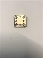 Vintage 14k gold AMH pin