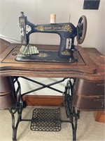 ANTIQUE Rotary Special Peddle Sewing Machine
By