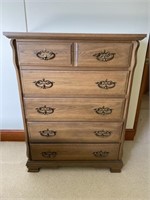 Oak Chest of Drawers 
Matches 307 & 309