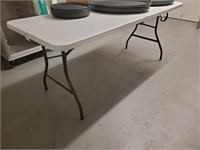 6’ FOLDING TABLE