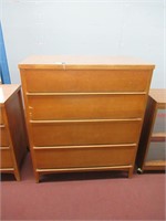 4 drawer dresser Kroehler furniture