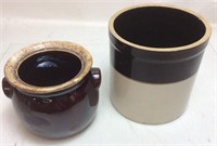 VINTAGE OVEN PROOF POTTERY PAIR