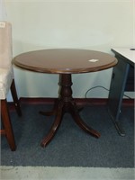 round pedestal hall table