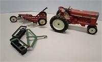 Vintage Ertl International Tractor & Implements