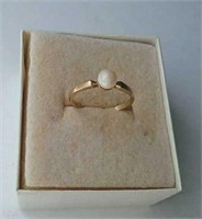 10K Gold With Pearl Ring Sz 6 1.5gr