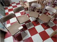4 old vintage Samsonite folding chairs