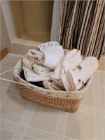 Whicker basket with towels