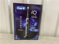 Oral B iQ Series 9 Toothbrush - No Brush Heads