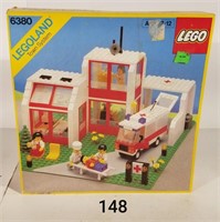 LEGO 6380 Emergency Treatment Center ~ 1988