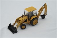 MF 60H BACKHOE - CONRAD