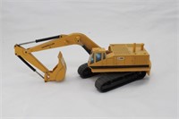 CAT 245 EXCAVATOR - NZG