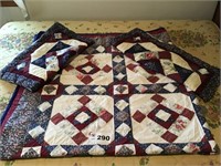 PATCHWORK QUILT WITH 2 PILLOW SHAMS