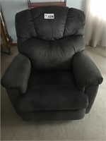 LA Z BOY ROCKER RECLINER