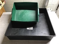 RUGGED RANCH PLASTIC BOX AND LITTER BOX