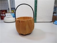 Solid Wood Basket 5&1/2" x 4&1/3" Overall 8&1/2"