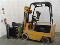 Caterpillar Electric Forklift (DELAY DELIVERY)