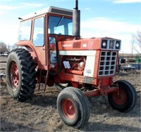 1975 Int Farmall Hydro 100 Tractor