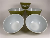5 Green Pyrex  Mixing Bowls