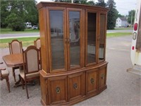 USED DINING ROOM FUNITURE COMPLETE SET