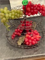 Serving tray with plastic grapes