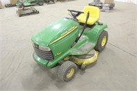 John Deere LT155 Riding Lawn Mower