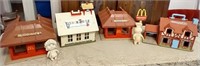 911 - VINTAGE FISHER-PRICE DOLL HOUSE TOYS