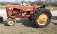 44 Massey Harris gas tractor narrow front end