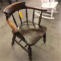 SOLID WOOD VINTAGE BARREL-BACK CHAIR