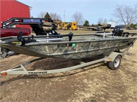 2014 Tracker 16' Duck Boat 30HP Mercury 4 Stroke