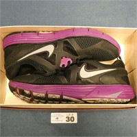 Nike Fitsole - Size 10