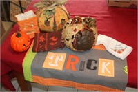 FALL DECORATIONS, TRICK OR TREAT RUNNER
